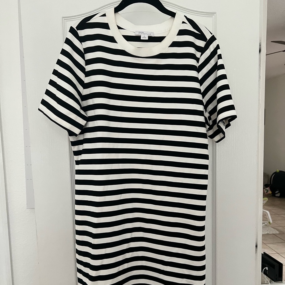 Nordstrom Signature Black and White Striped Dress SZ M